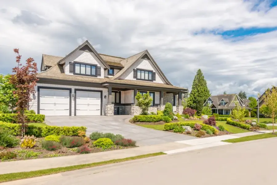 Premium Front Yard Landscaping Baltimore, MD Premium Front Yard Landscaping Baltimore, MD